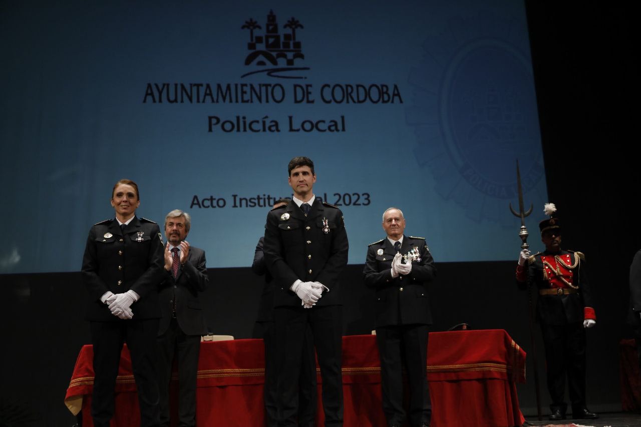 Fotos: La sobria celebración del patrón de la Policía Local de Córdoba
