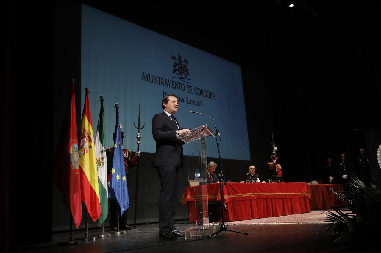 Fotos: La sobria celebración del patrón de la Policía Local de Córdoba
