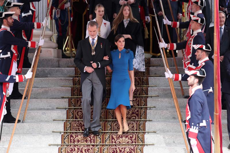 La Princesa Leonor, el Rey Felipe, la Reina Letizia y la Infanta Sofía a la salida tras el acto