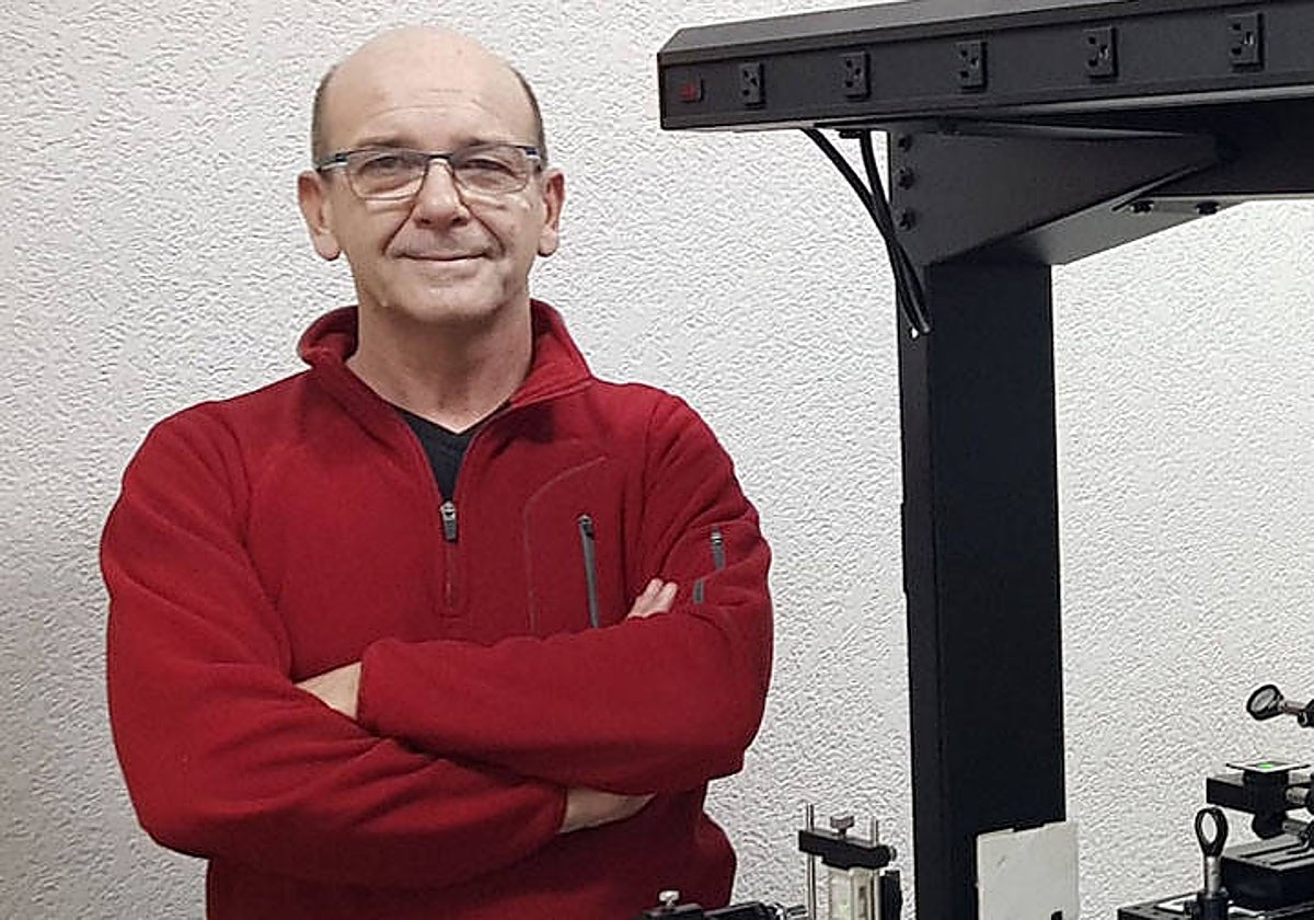 Imagen de Walter D. Furlan, investigador de Óptica y Optometría y Ciencias de la Visión de la UV