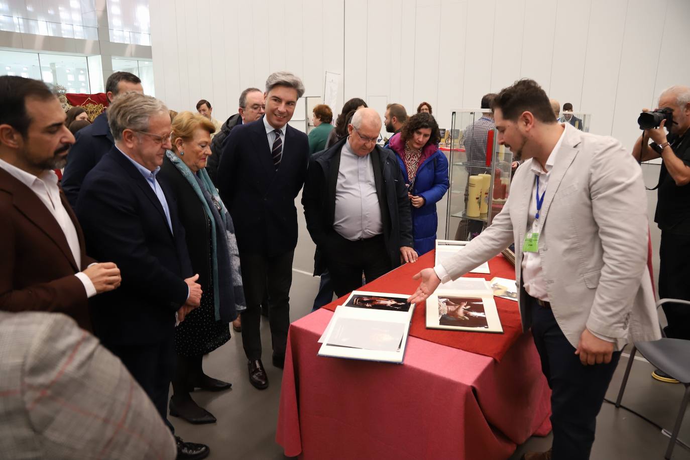 Fotos: el atractivo encuentro empresarial cofrade en Córdoba