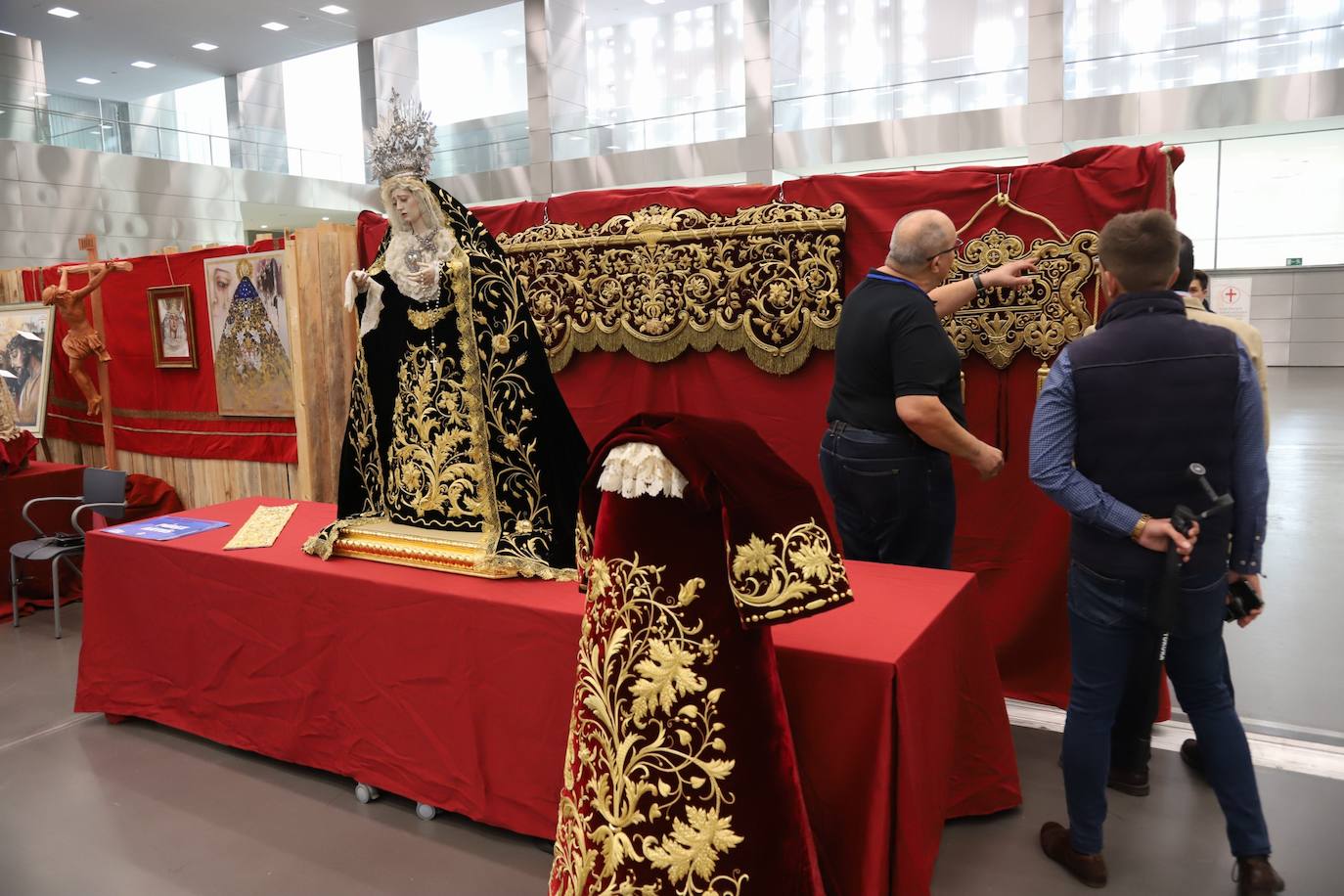 Fotos: el atractivo encuentro empresarial cofrade en Córdoba