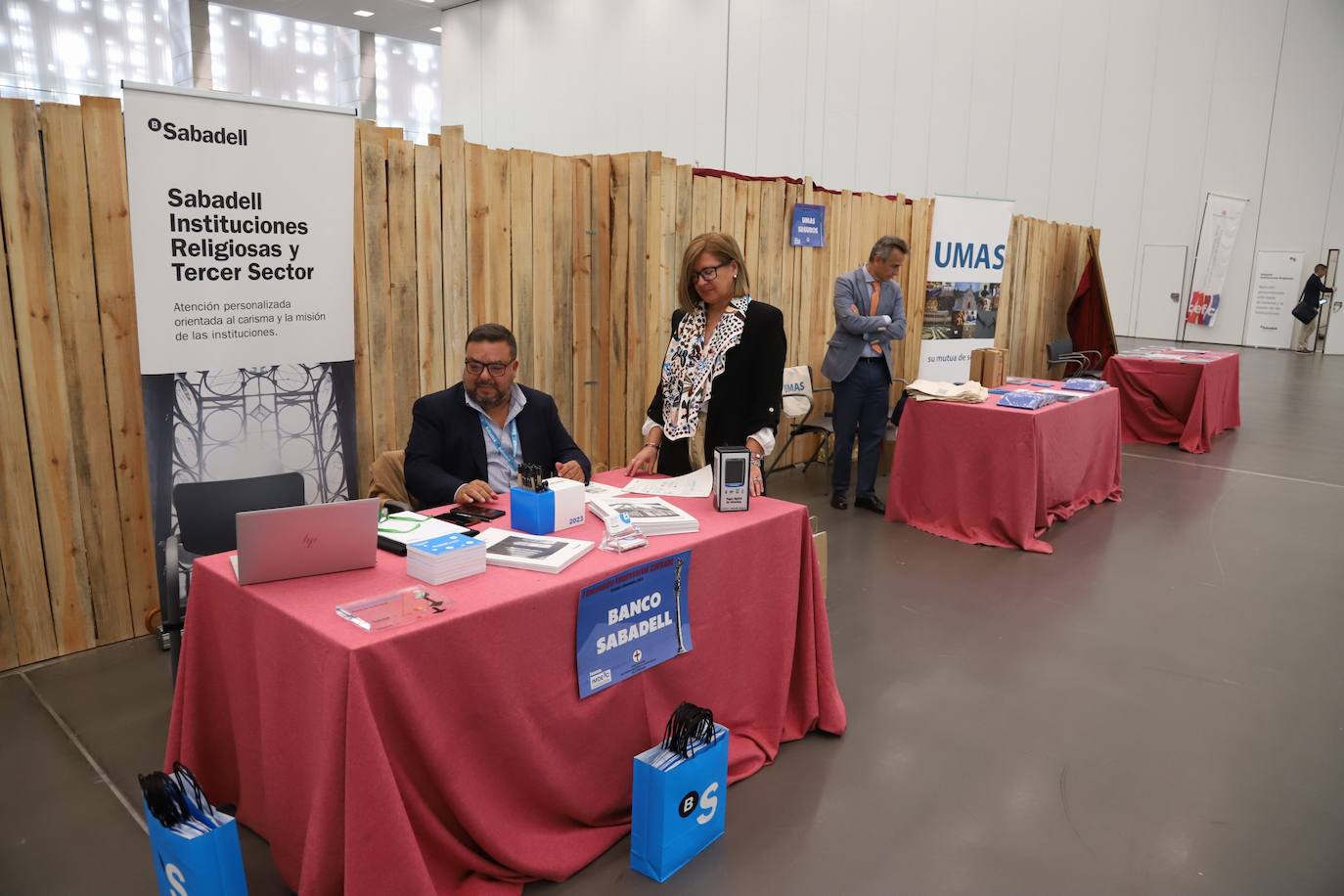 Fotos: el atractivo encuentro empresarial cofrade en Córdoba