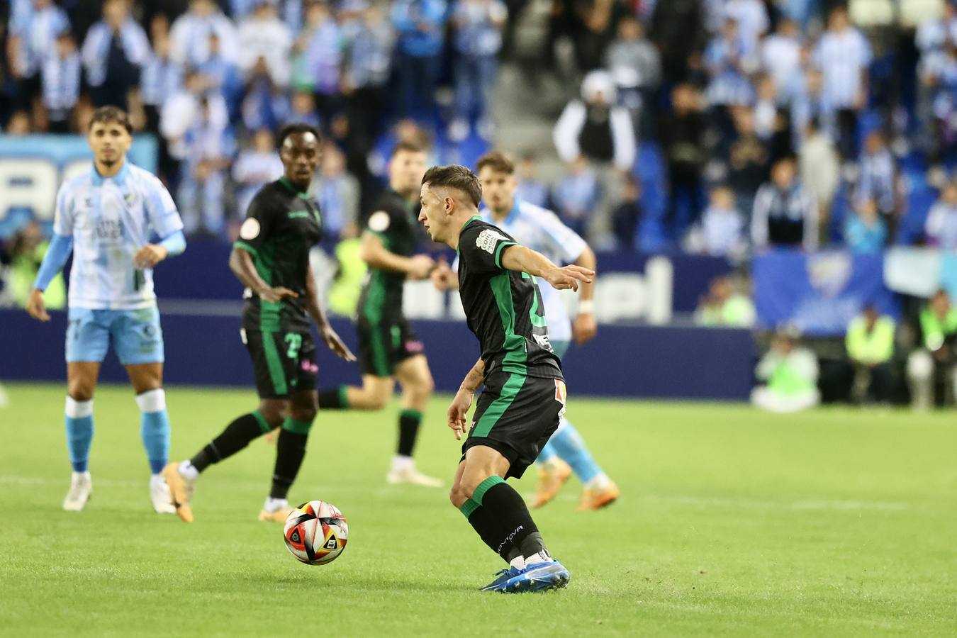 Fotos: emoción, pasión en las gradas, buen juego... el empate del Córdoba CF que supo a poco