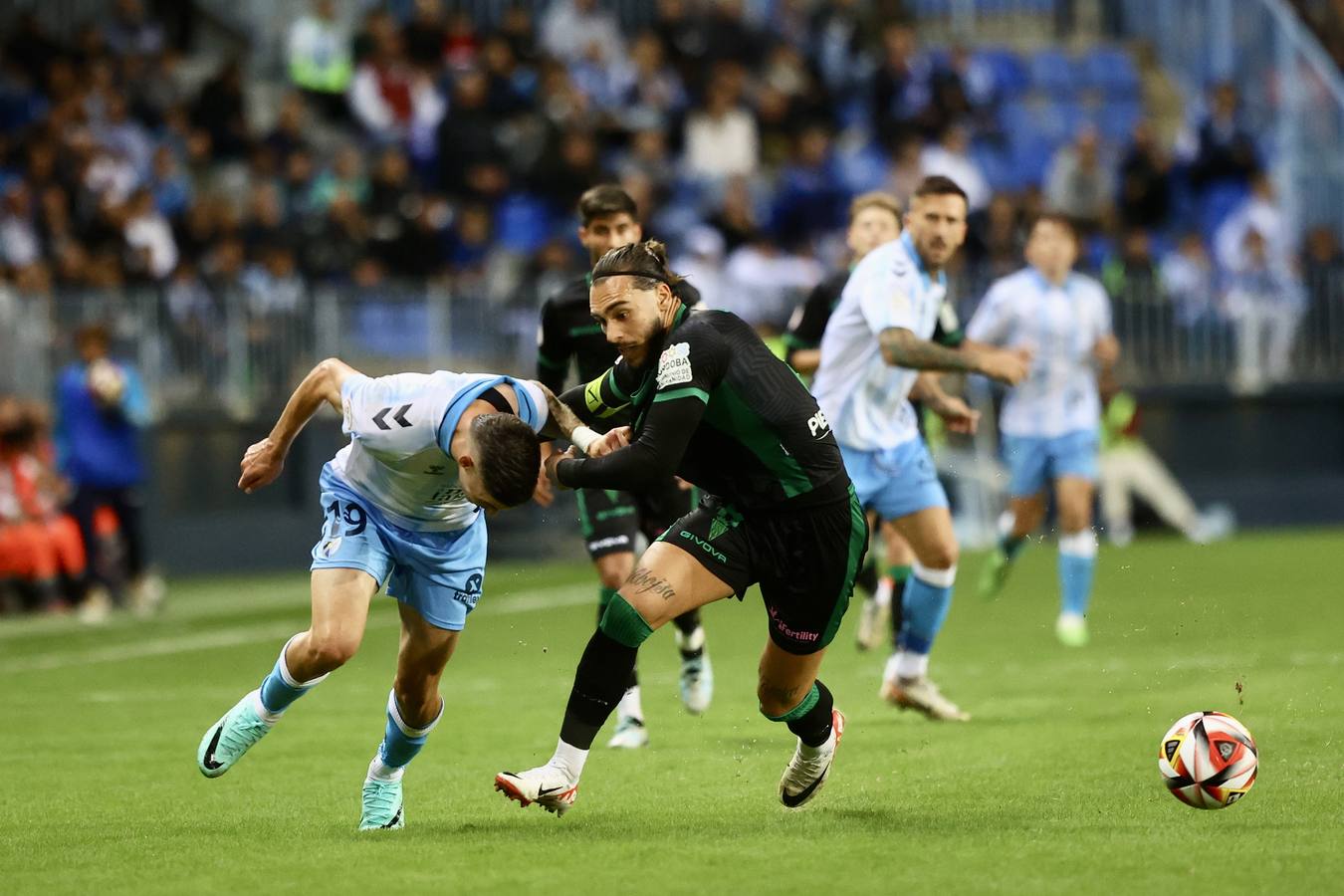 Fotos: emoción, pasión en las gradas, buen juego... el empate del Córdoba CF que supo a poco