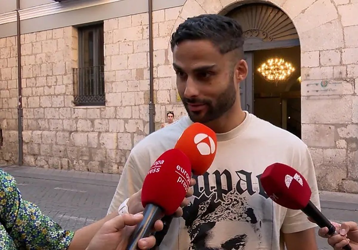 Imagen de archivo de Burgueño a la salida de los Juzgados de Valladolid