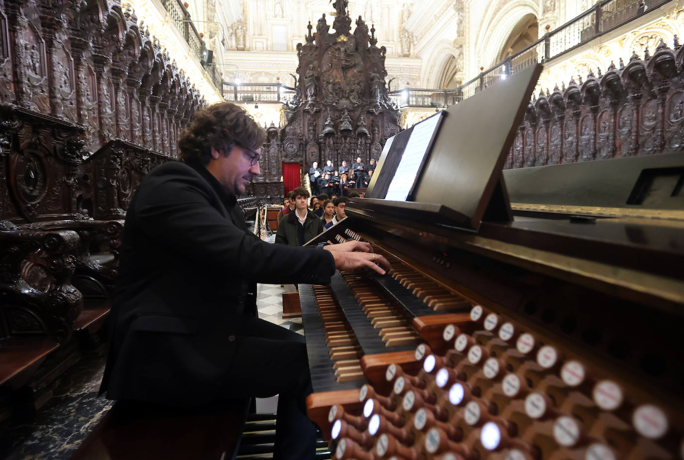 Fotos: el sentido adiós a Álvaro Prieto en la Catedral de Córdoba