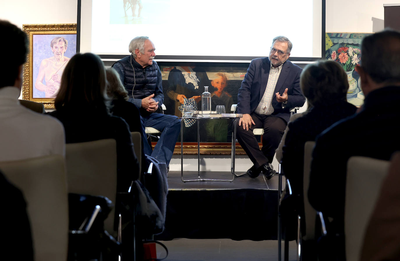 Fotos: la presentación en Córdoba de la última novela de Antonio Pérez Henares