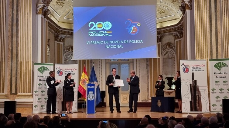 Jerónimo Tristante, premio de novela de la Policía Nacional por 'Pamfleten'