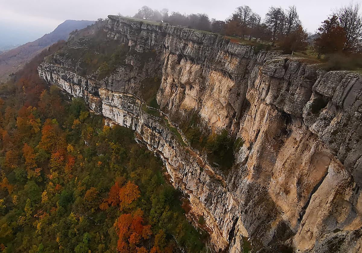 Mirador del Balcón de Pilatos, en el Parque Natural de Urbasa (Navarra). Tiene una caída de 300 metros