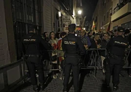 Espadas llama a la «unidad ante quienes propagan odio» tras las protestas organizadas ante las sedes del PSOE