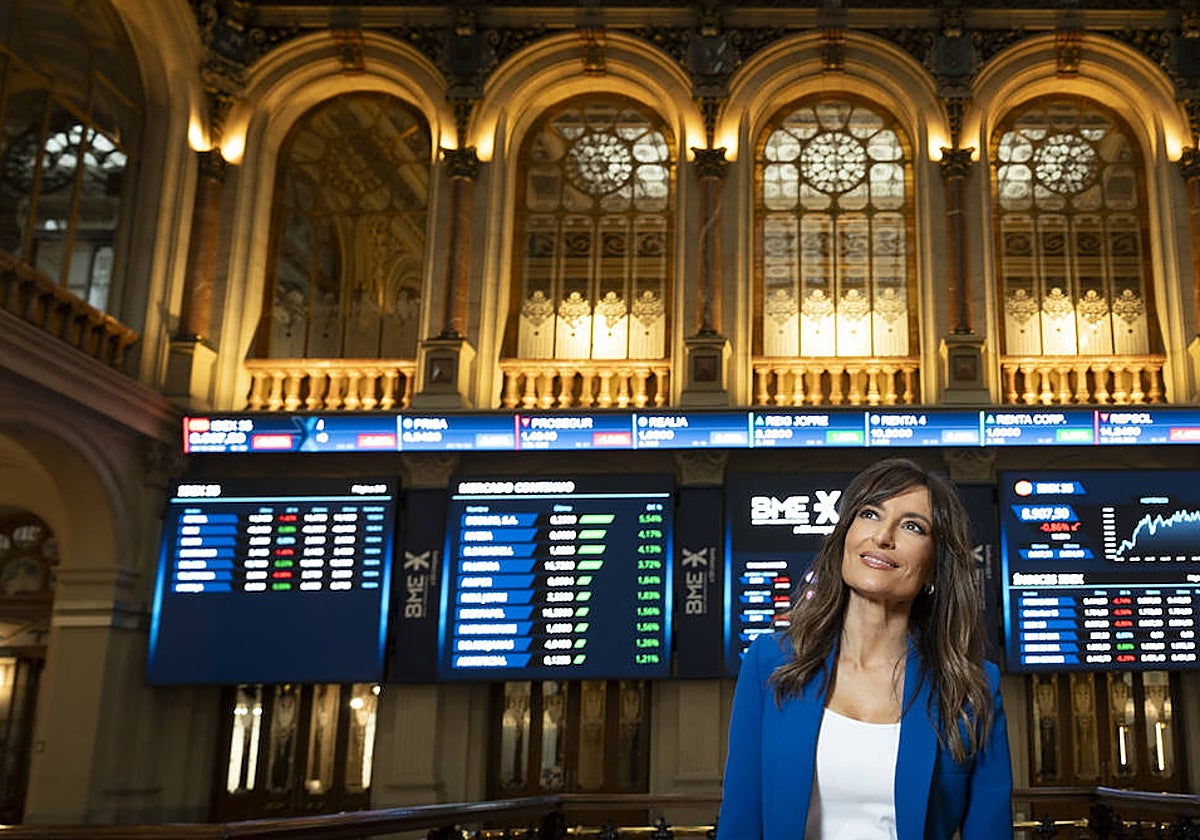 La periodista de Telecinco, en la Bolsa