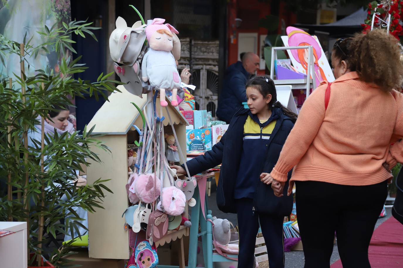 Fotos: La &#039;Shoping Garden&#039; de Ciudad Jardín lleva el comercio a la calle
