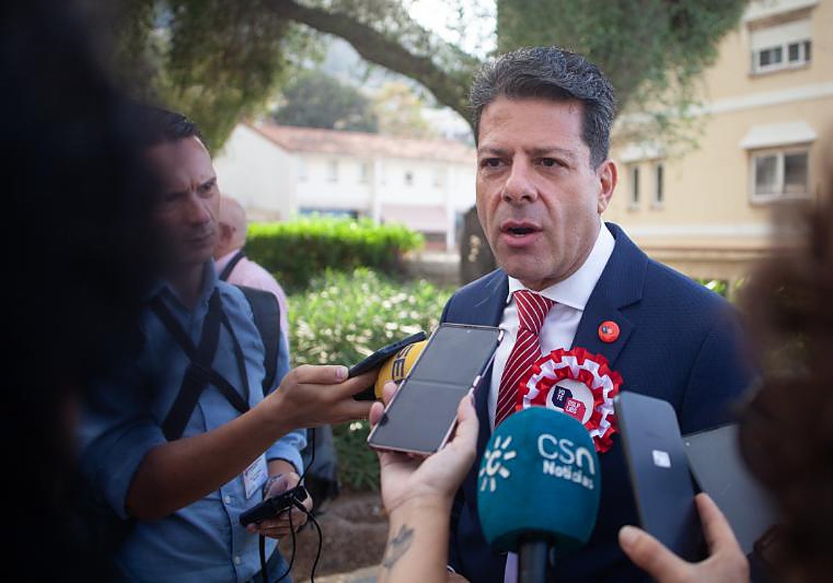 Fabian Picardo atiende a los medios el día de las elecciones