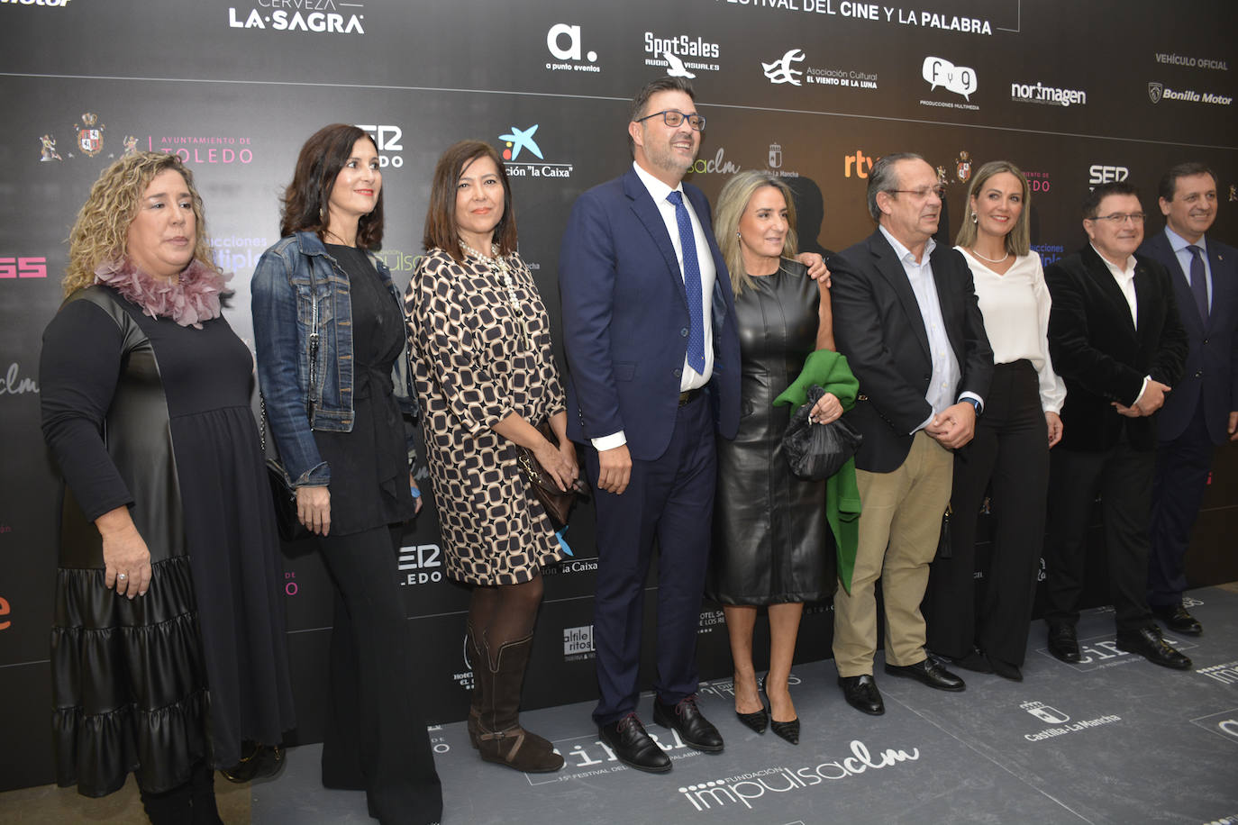 El consejero de Cultura, Amador Pastor, con otros dirigentes regionales, como la exalcaldesa y diputada Milagros Tolón 