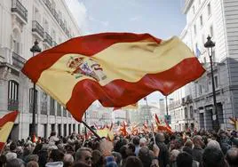 España sale a la calle para defender la democracia