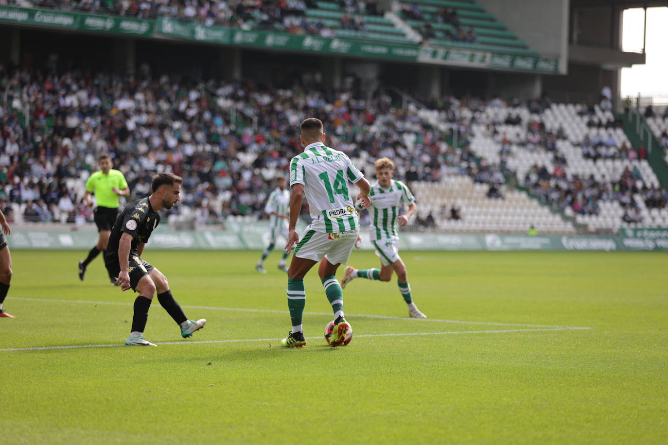 Fotos: el trepidante empate del Córdoba ante el Ceuta