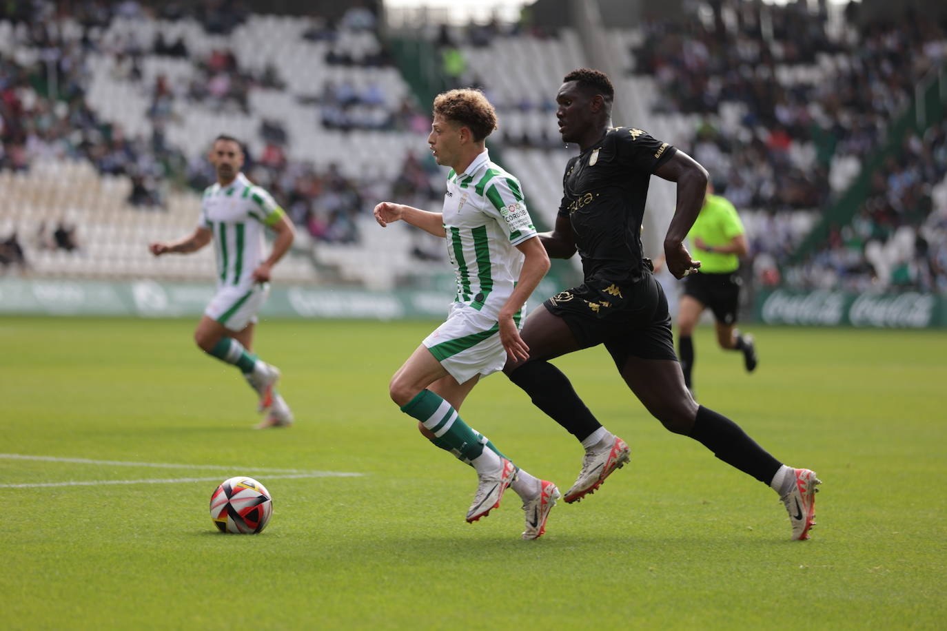 Fotos: el trepidante empate del Córdoba ante el Ceuta