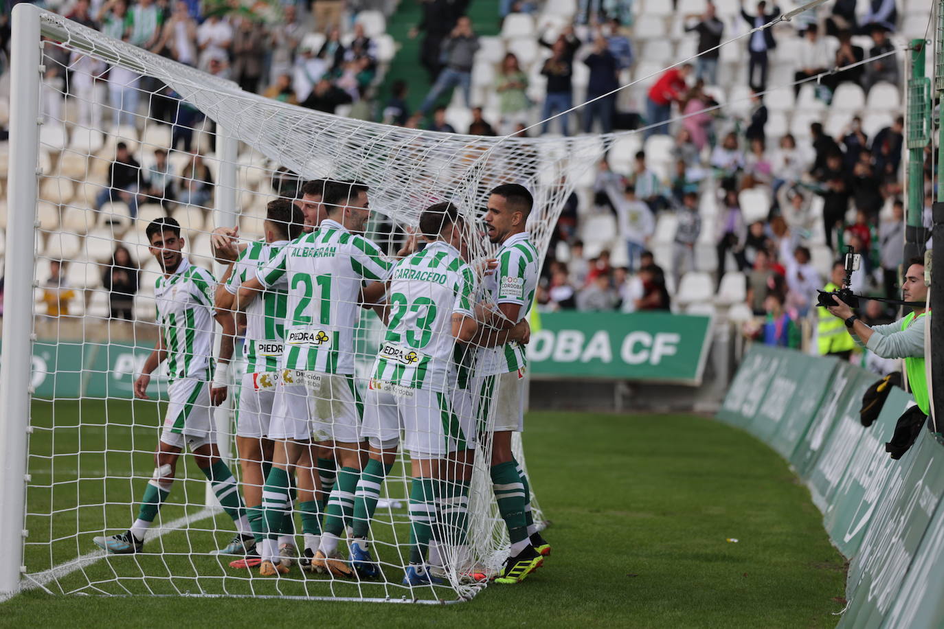 Fotos: el trepidante empate del Córdoba ante el Ceuta