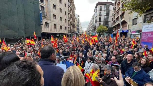 Las cifras de asistencia a las manifestaciones contra la amnistía en cada capital de España, según el PP y el Gobierno