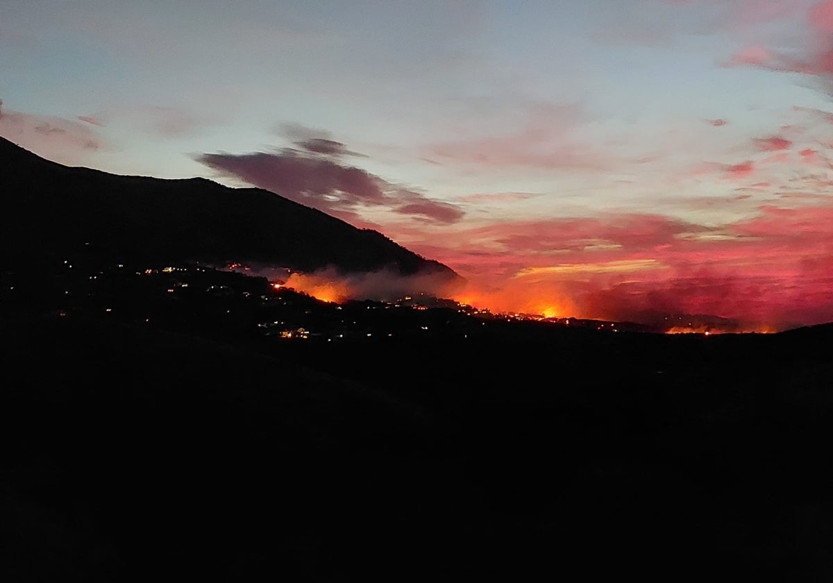 El incendio de Mijas antes de amanecer