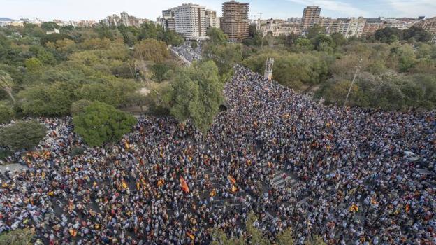 Las cifras de asistencia a las manifestaciones contra la amnistía en cada capital de España, según el PP y el Gobierno