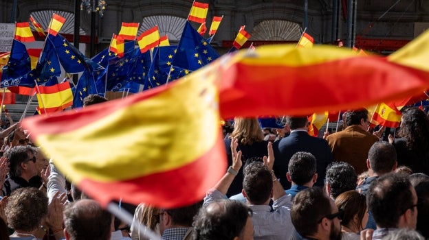 Las cifras de asistencia a las manifestaciones contra la amnistía en cada capital de España, según el PP y el Gobierno