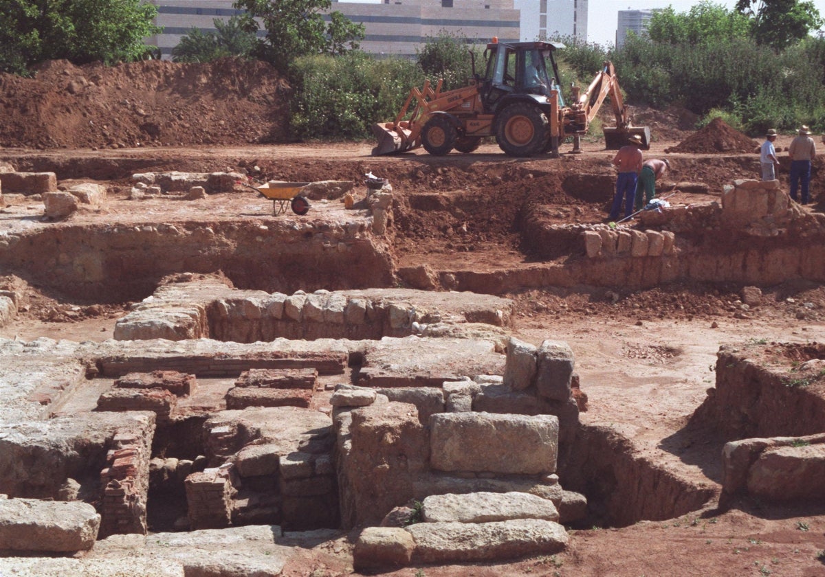 Restos de una necrópolis en Poniente