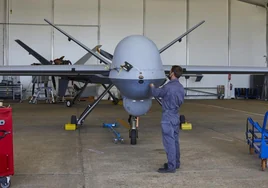 El Ejército del Aire y del Espacio armará con misiles Hellfire los drones Predator