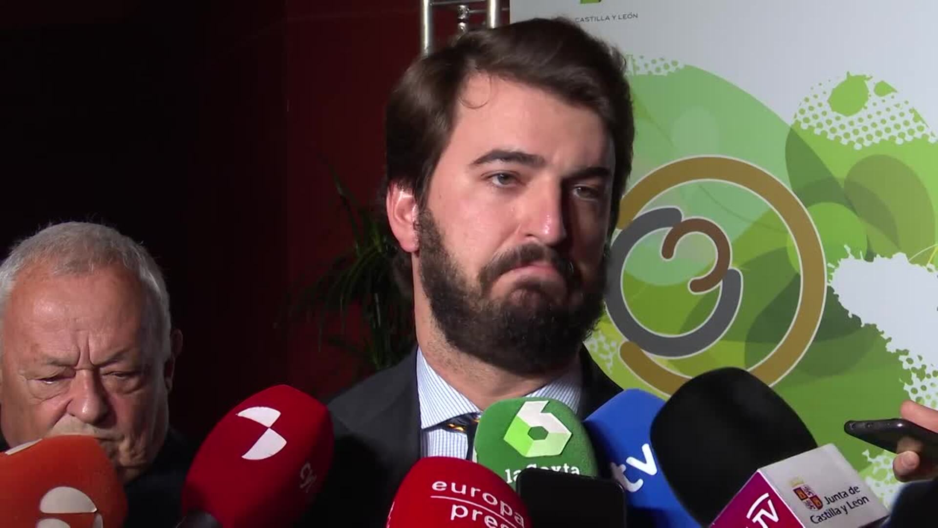 Gallardo: &quot;Lo que he hecho estos días ha sido con la cabeza alta para evitar el golpe de Estado&quot;