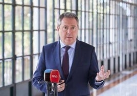 La Fiscalía archiva la denuncia de Espadas contra la Junta por la adjudicación de tres carreteras en Cádiz