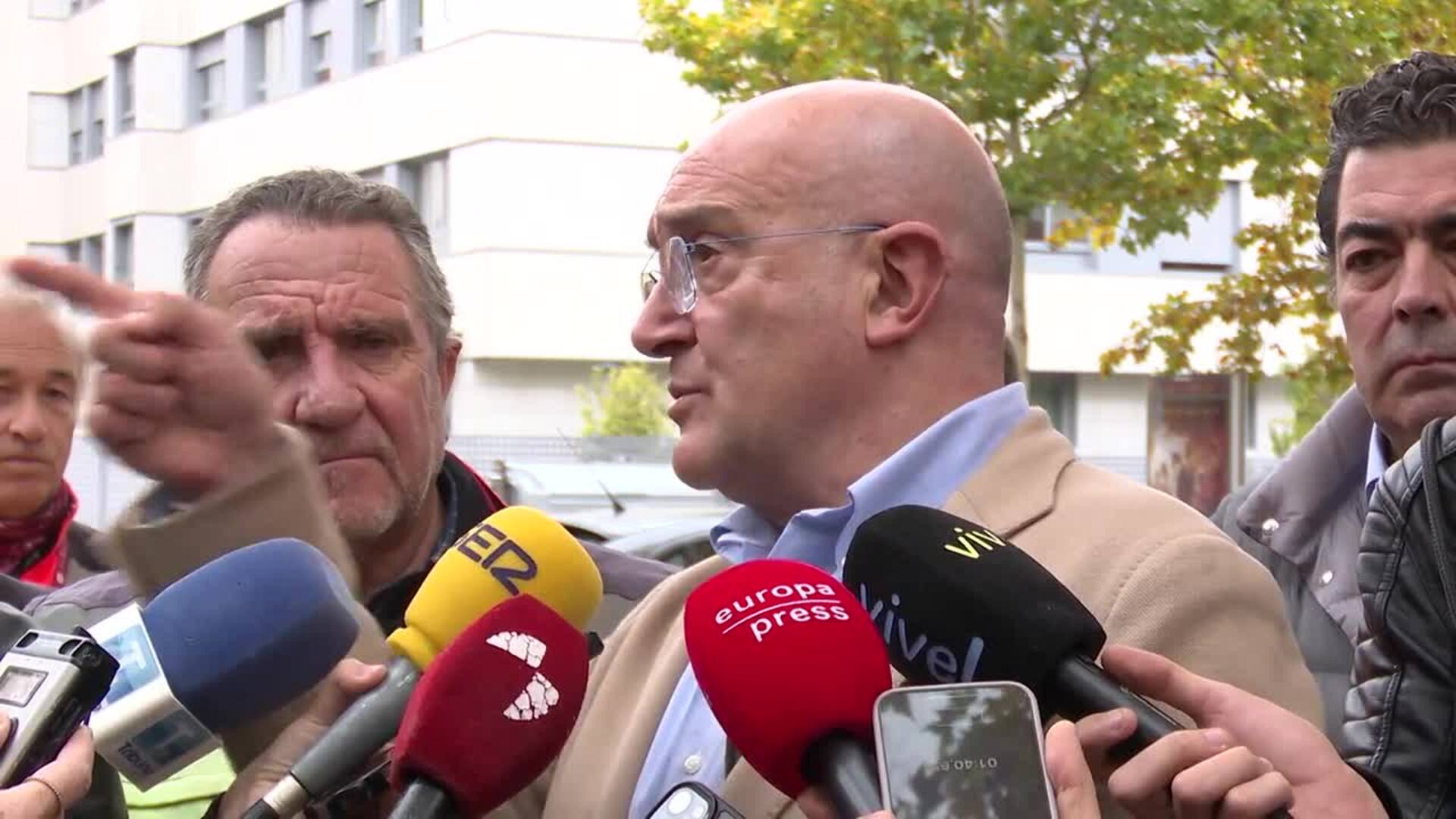 Comienza el desmantelamiento del carril bici de avenida de Gijón de Valladolid