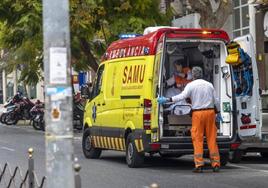 Muere un joven de 17 años al salirse su moto de la calzada en Mula