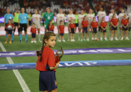 La Copa del Mundo de fútbol femenino conquistada por España se paseará por Los Pedroches de Córdoba