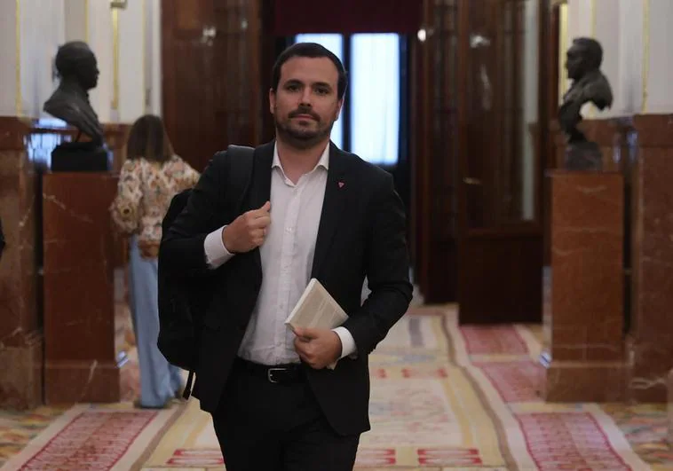 Alberto Garzón, exministros de Consumo