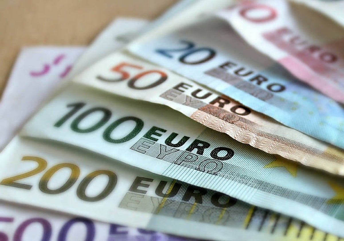 El salario medio ha subido un 5,2% en la región que tiene una brecha salarial de género de más del 23%, según CCOO