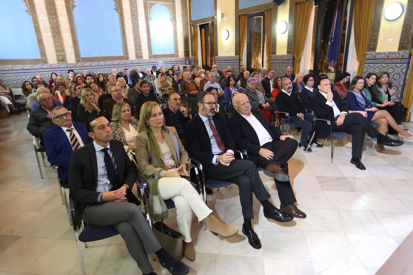 El foro del PP de Córdoba sobre la ley de amnistía, en fotos