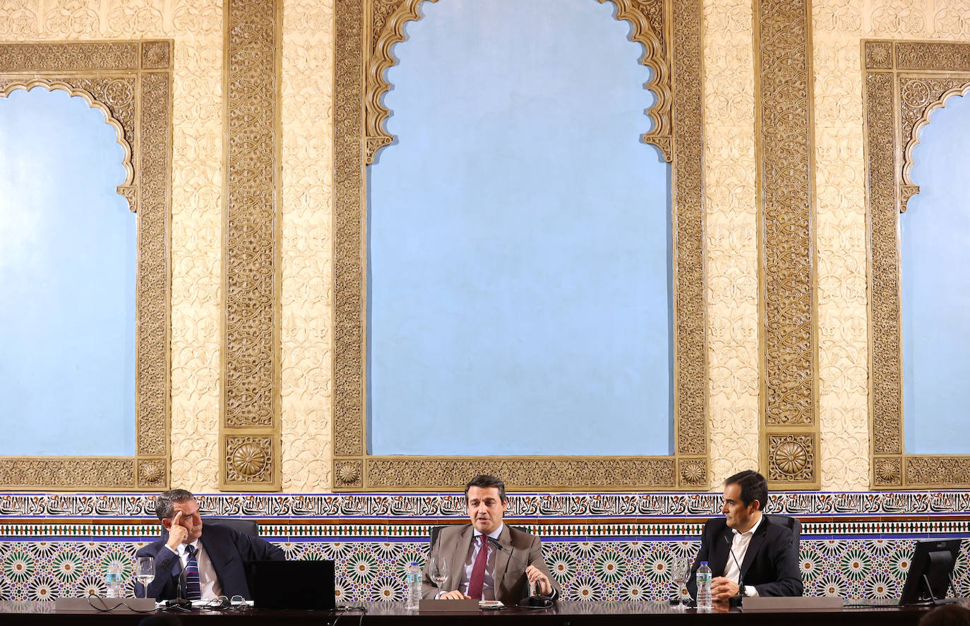 El foro del PP de Córdoba sobre la ley de amnistía, en fotos