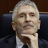 Marlaska sortea todos los reveses judiciales y será el ministro del Interior más longevo de la democracia