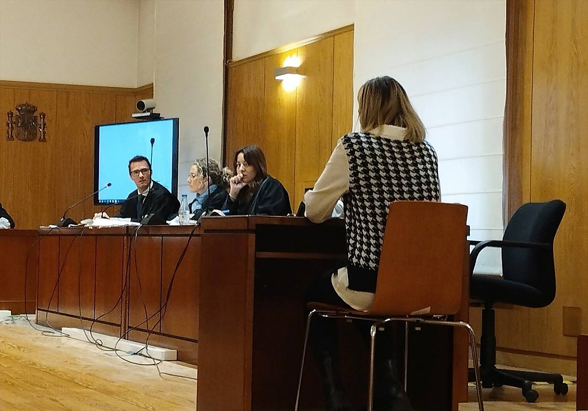 La vecina de Tordesillas acusada de acuchillar a su marido cuando éste dormía en la cama conyugal