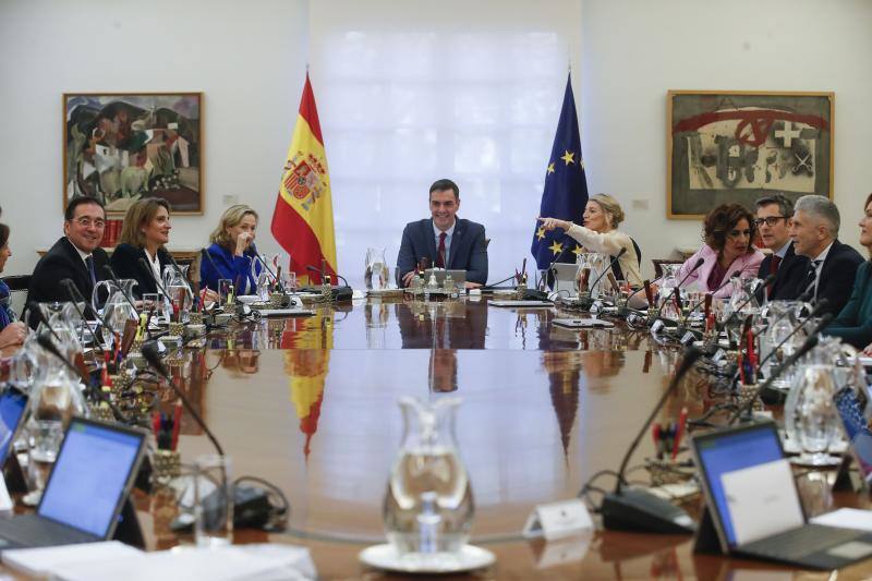 El nuevo Consejo de Ministros reunido