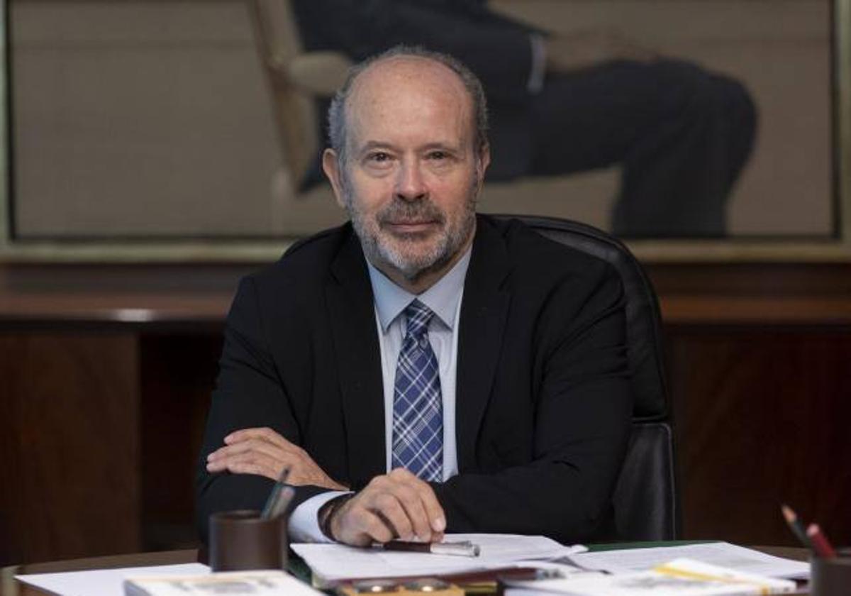 El magistrado del TC y exministro de Justicia, Juan Carlos Campo