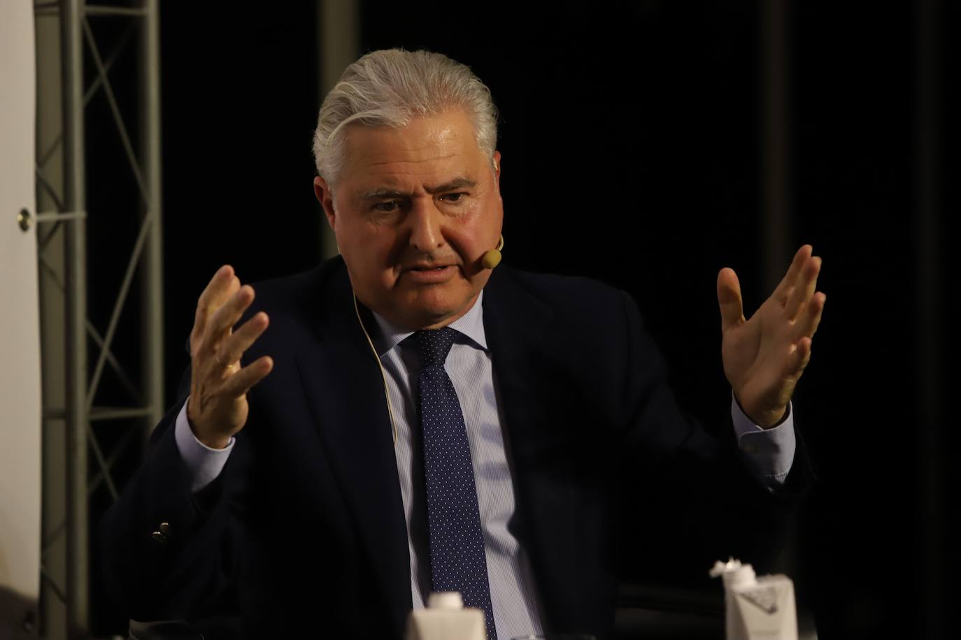 Fotos: la interesante charla de Javier Campos en el foro de Asfaco