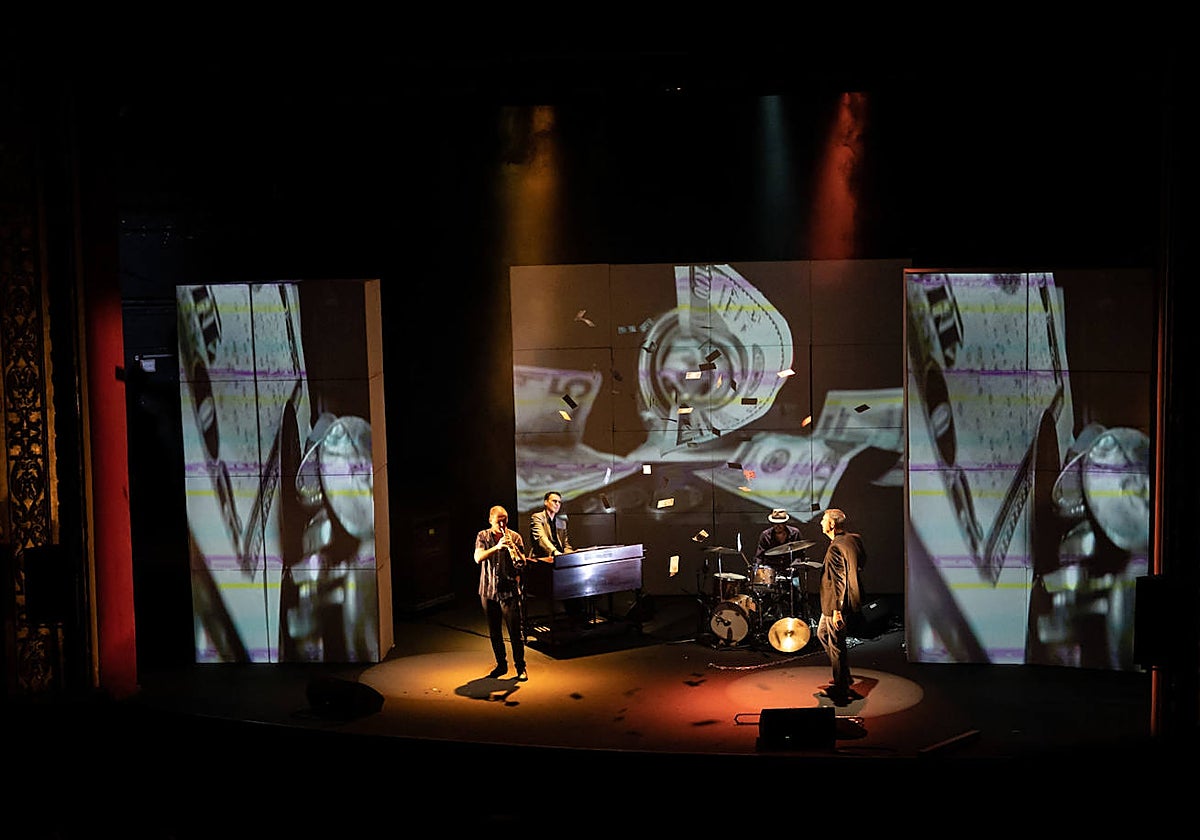 En la imagen una secuencia de la obra 'Lucio, una reflexión escénica'