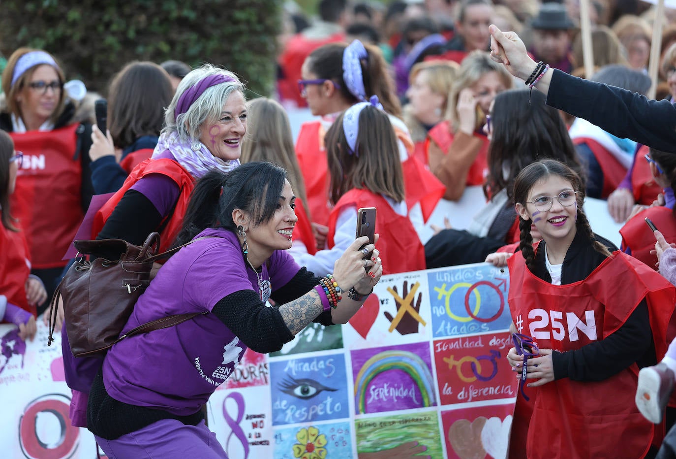 Fotos: la concurrida manifestación contra la violencia machista en Córdoba