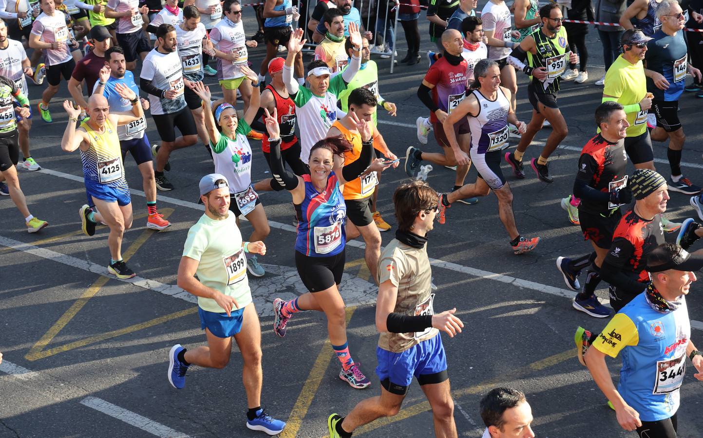 Fotos: la espectacular Media Maratón de Córdoba 2023