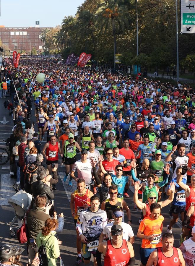 Fotos: la espectacular Media Maratón de Córdoba 2023