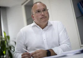 Miguel Tellado, el portavoz 'dinamitero' para echar abajo el muro de Sánchez contra el PP