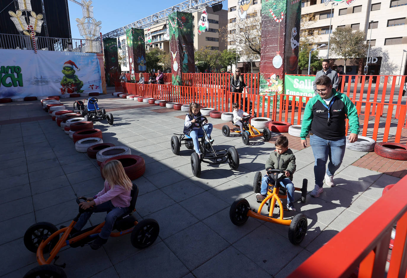 La diversión en el parque Chiquilandia de Córdoba, en imágenes