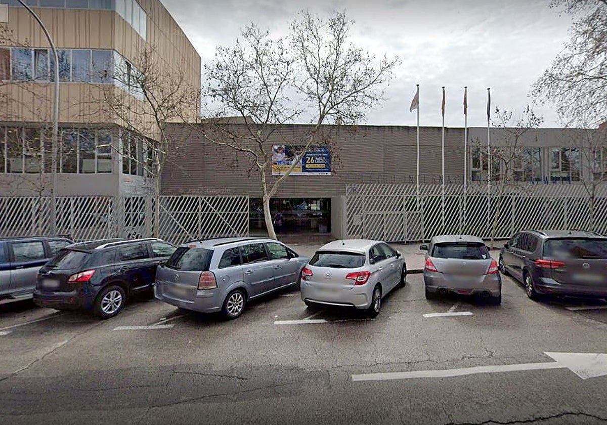 Vista exterior del colegio internacional Newman, en San Blas